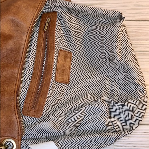 sOLD Steve Madden Brown Vegan Leather Crossbody Satchel - Picture 13 of 16